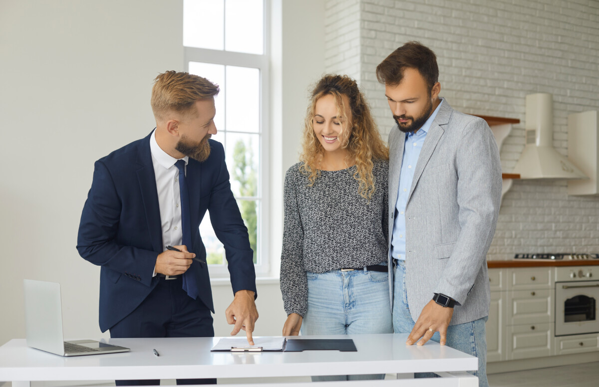 Timing the Market: Best Seasons to List Your Home